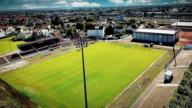 商业赞助与 商业赞助与